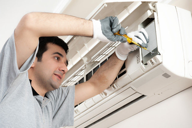 Do it Yourself AC Repair vs. Hiring a Professional Contractor